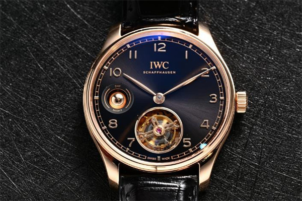 万国很久不戴不走了怎么修复(图) 万国很久不戴不走了怎么修复(图)