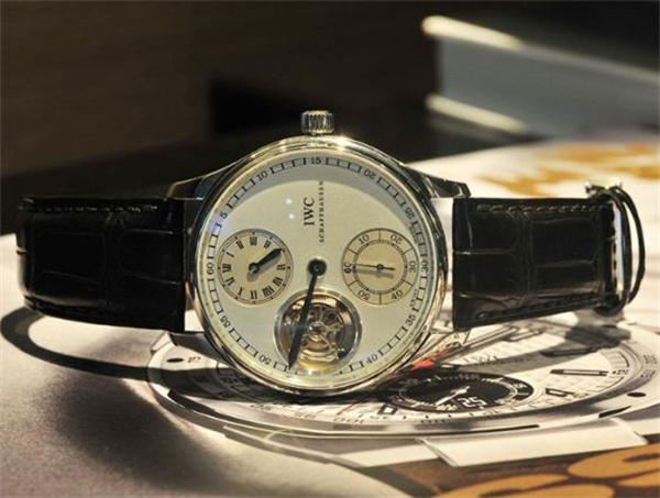 万国手表指针生锈解决办法详解(图) 万国手表指针生锈解决办法详解(图)