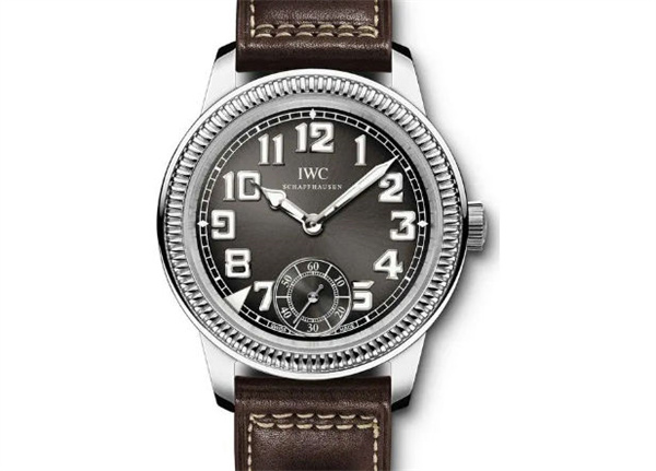 万国外观有划痕原因是啥（图）